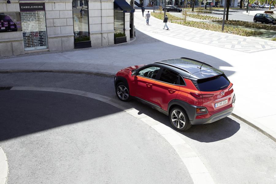 Hyundai Kona (OS) 2017 года  (WW) (фото 3 из 50)